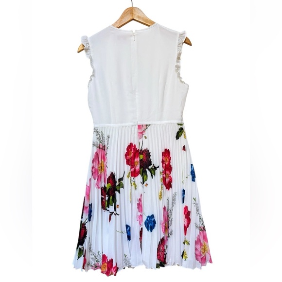 Ted Baker Romanna White Floral Pleat Dress Sz 1/US 4 - Picture 4 of 7